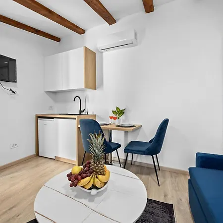Capitolina Apartmens Old Town Apartment Pula