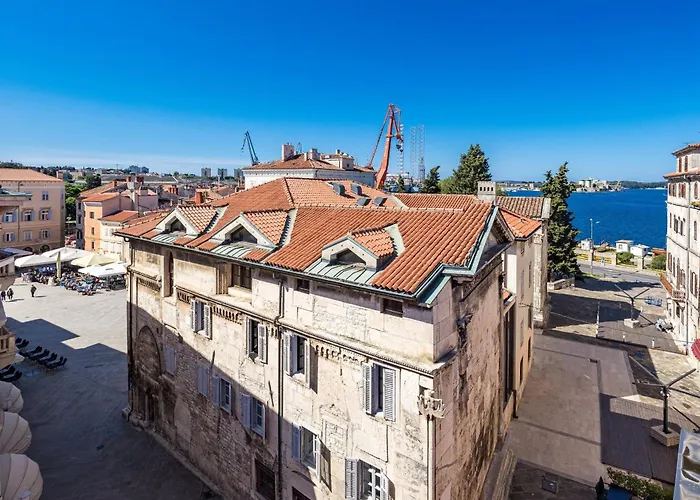 Apartment Capitolina Apartmens Old Town *